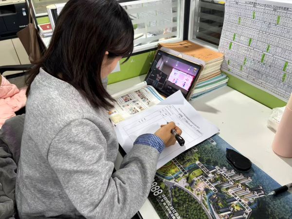 04211776770016935776.jpg 学员线上学习图片 (1).jpg