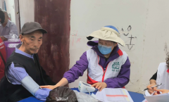 情暖重阳送健康 贴心义诊暖民心--- 高丰镇中心卫生院开展重阳节免费健康体检活动